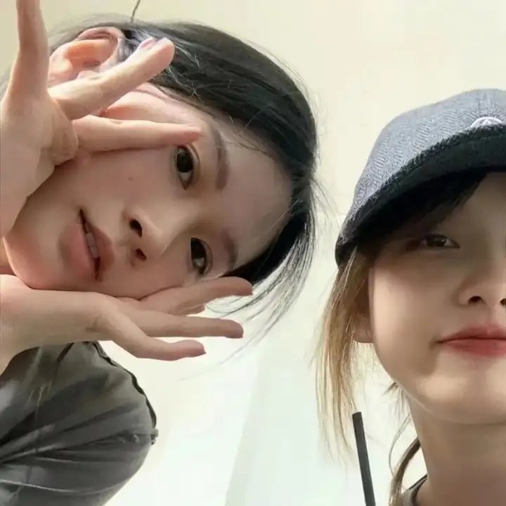 纸板屋女孩